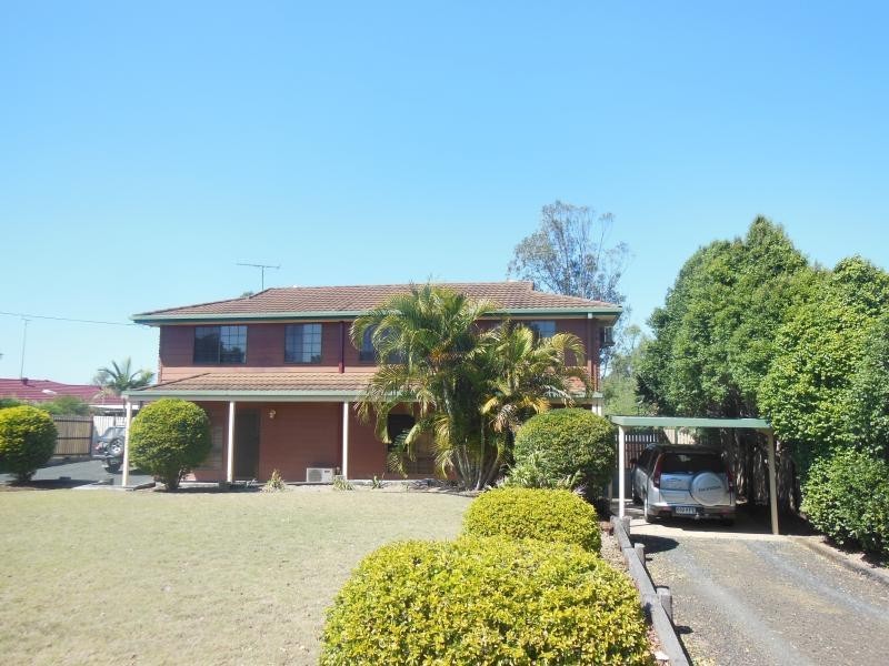 12 Farrell Dr, Walloon QLD 4306
