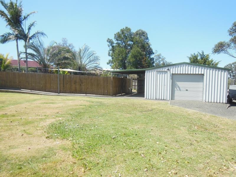12 Farrell Dr, Walloon QLD 4306