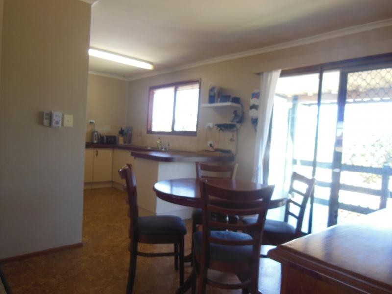 12 Farrell Dr, Walloon QLD 4306