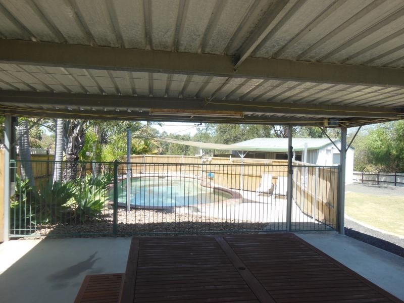 12 Farrell Dr, Walloon QLD 4306