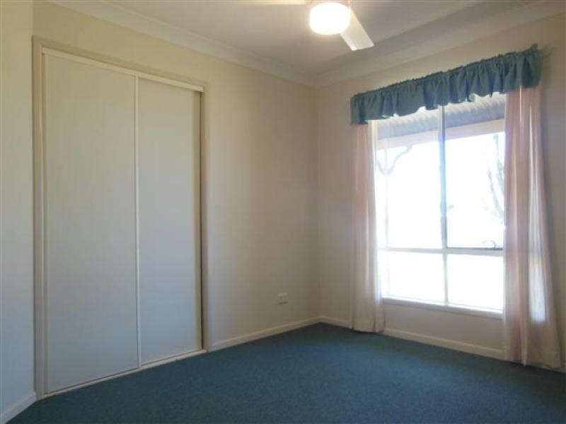 124-126 Pindari Dr, Mount Marrow QLD 4306