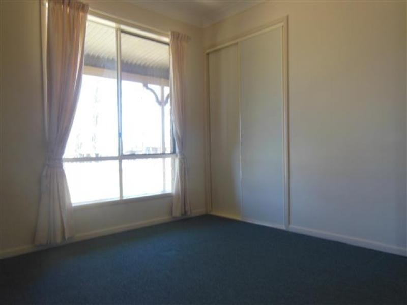 124-126 Pindari Dr, Mount Marrow QLD 4306
