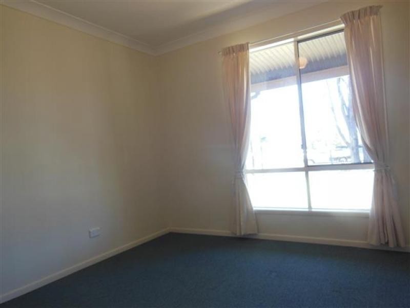 124-126 Pindari Dr, Mount Marrow QLD 4306