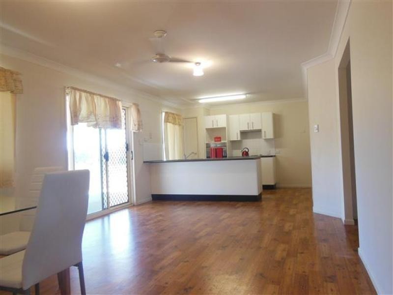 124-126 Pindari Dr, Mount Marrow QLD 4306