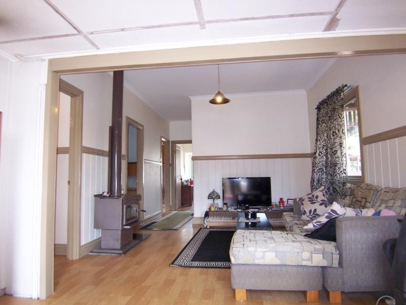 2 Madden Lane, Rosewood QLD 4340