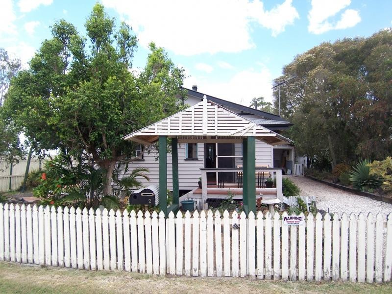 2 Madden Lane, Rosewood QLD 4340