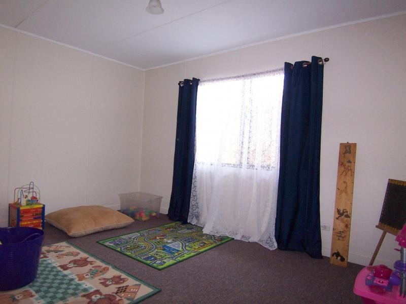 25 Hewlett Rd, Lower Mount Walker QLD 4340