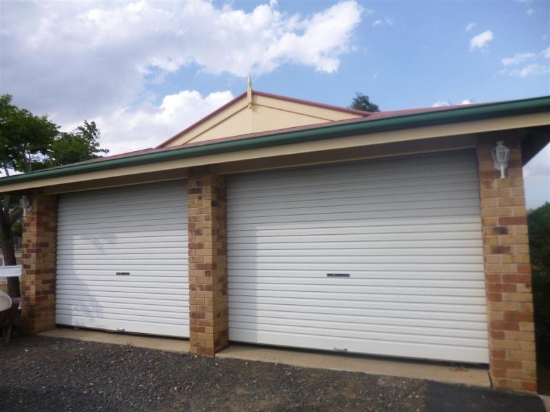 227 Poplar Street, Walloon QLD 4306