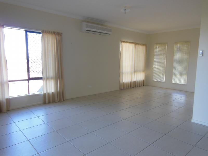 21 Normanton Cl, Rosewood QLD 4340