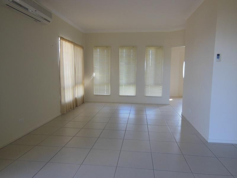 21 Normanton Cl, Rosewood QLD 4340
