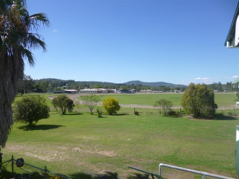17 Queen Street, Marburg QLD 4346