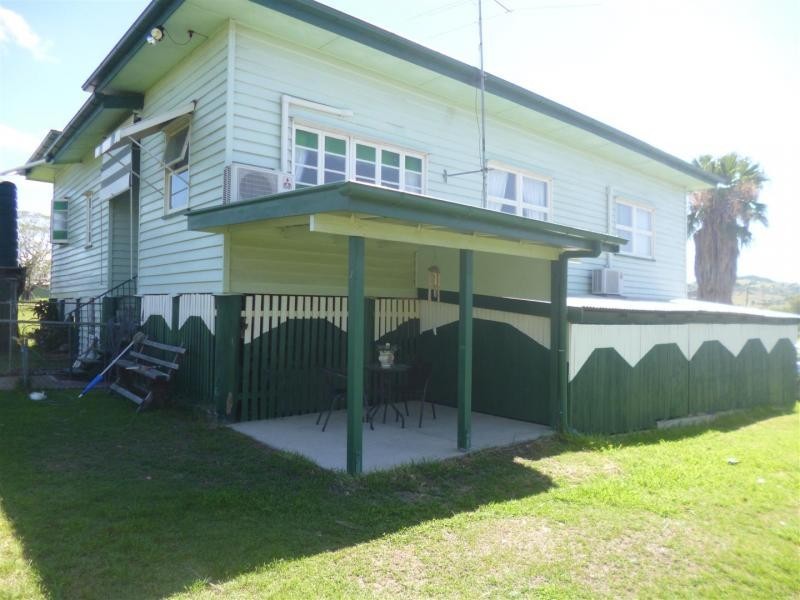 17 Queen Street, Marburg QLD 4346