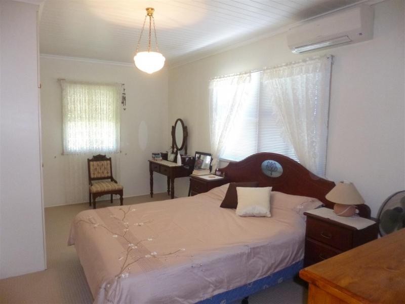 17 Queen Street, Marburg QLD 4346