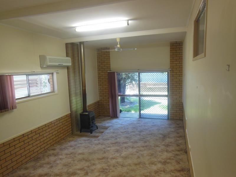 28 William St, Rosewood QLD 4340