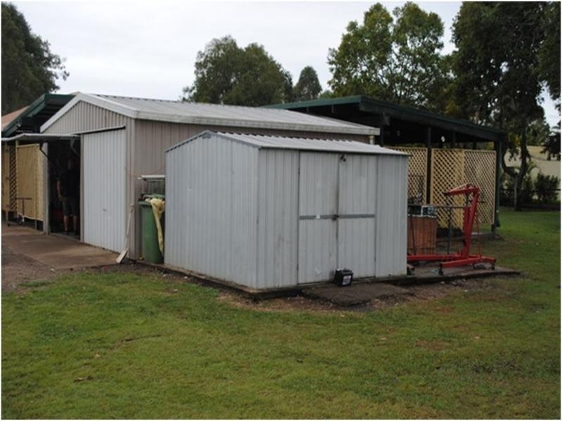 20 Schmidt Rd, Fernvale QLD 4306