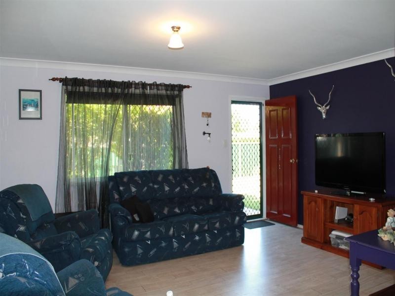 14 Bell St, Walloon QLD 4306