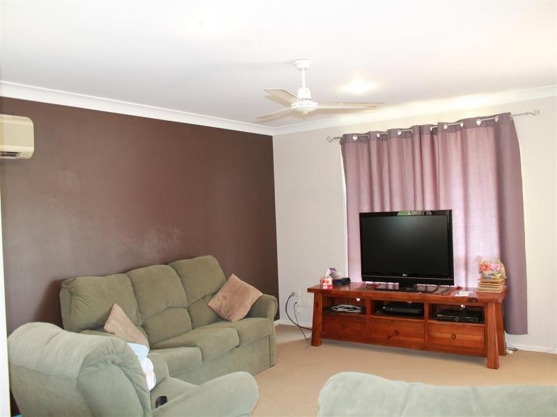 12 Blessington Way, Flinders View QLD 4305