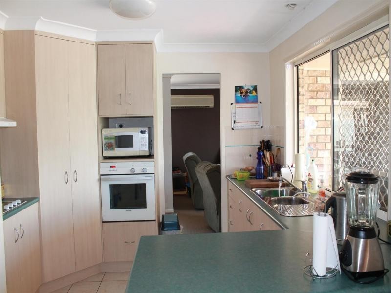 12 Blessington Way, Flinders View QLD 4305