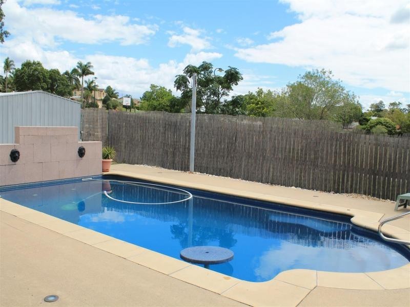 351 South Station Rd, Raceview QLD 4305