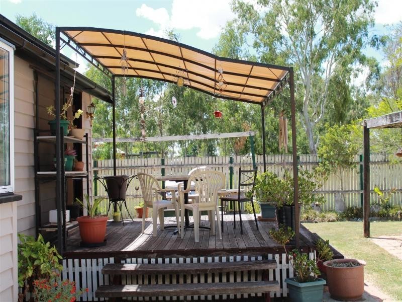 2 Madden Lane, Rosewood QLD 4340