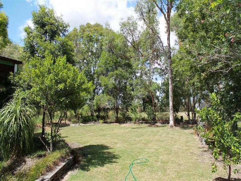 2 Madden Lane, Rosewood QLD 4340