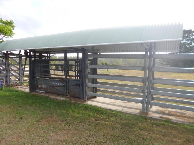 227  Poplar Street, Walloon QLD 4306