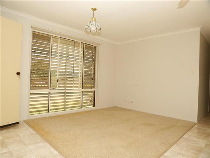 98 McNeills Rd, Peak Crossing QLD 4306