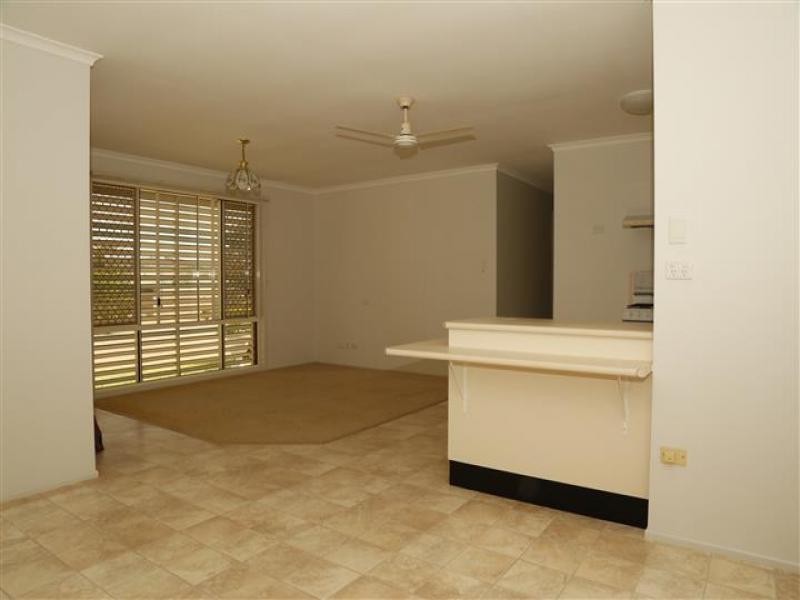 98 McNeills Rd, Peak Crossing QLD 4306