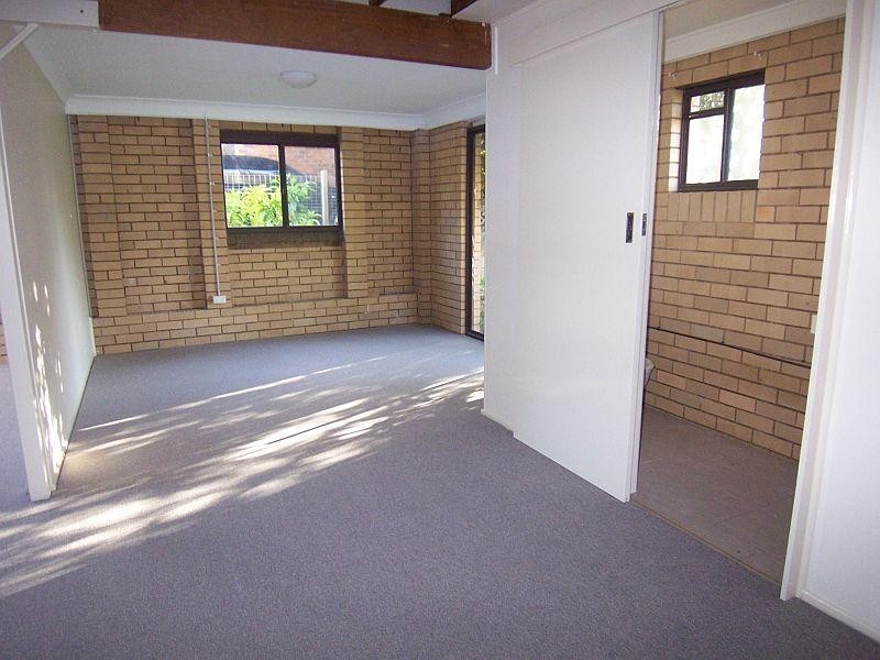 9 Shawfield St, Willowbank QLD 4306