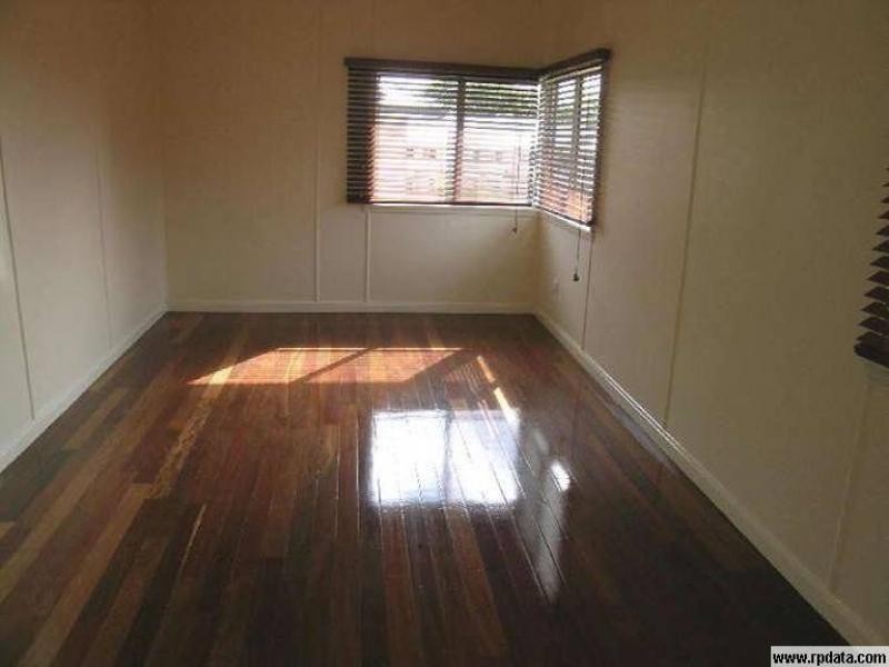 14 Tibbits Street, Bundamba QLD 4304