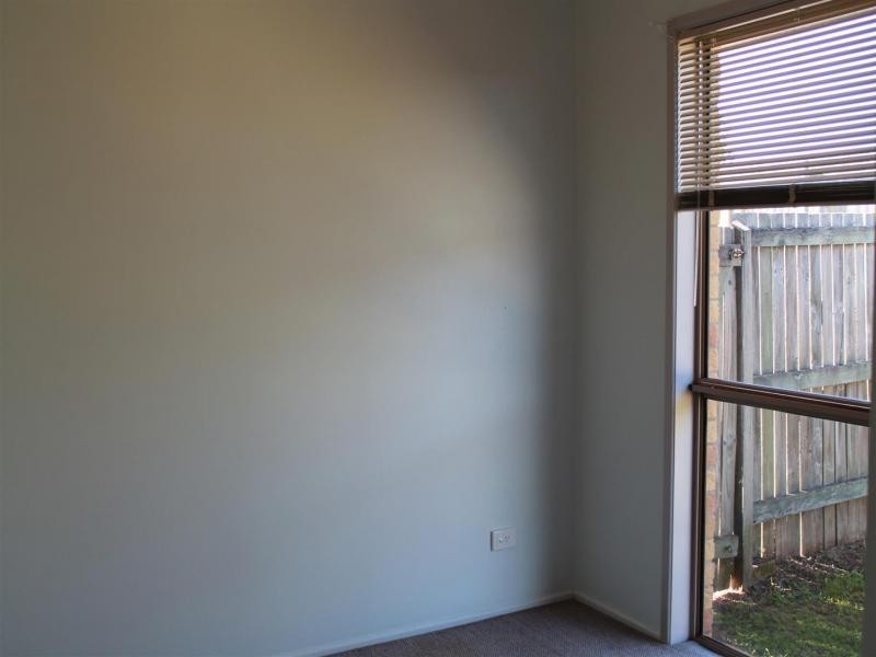 8a McGreavy St, One Mile QLD 4305