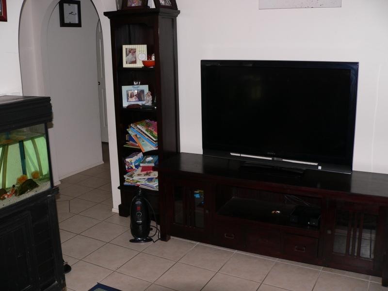 10 Macadamia Ct, Walloon QLD 4306