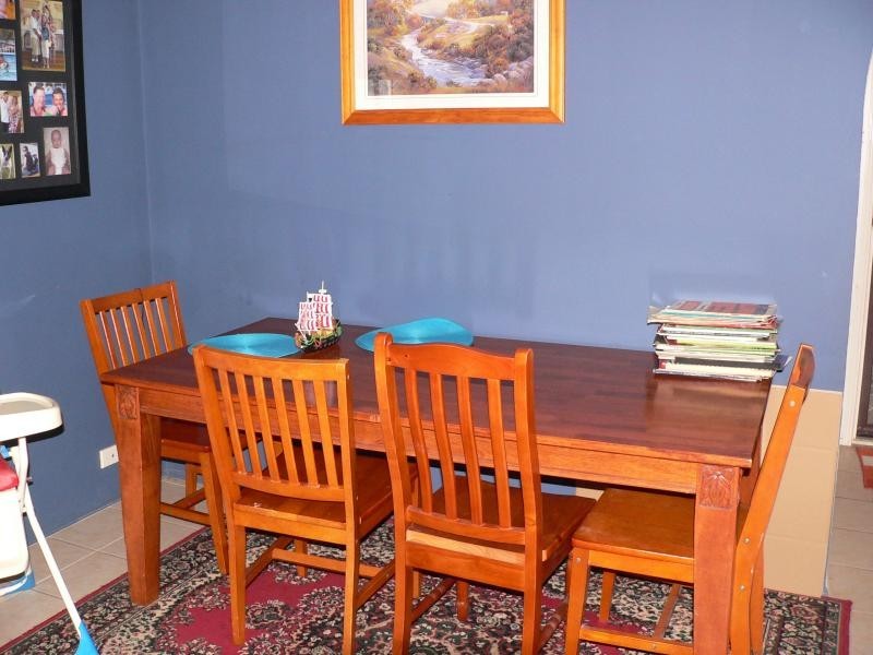 10 Macadamia Ct, Walloon QLD 4306