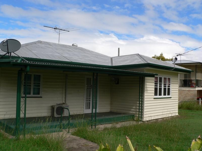 2 Yates Street, Rosewood QLD 4340