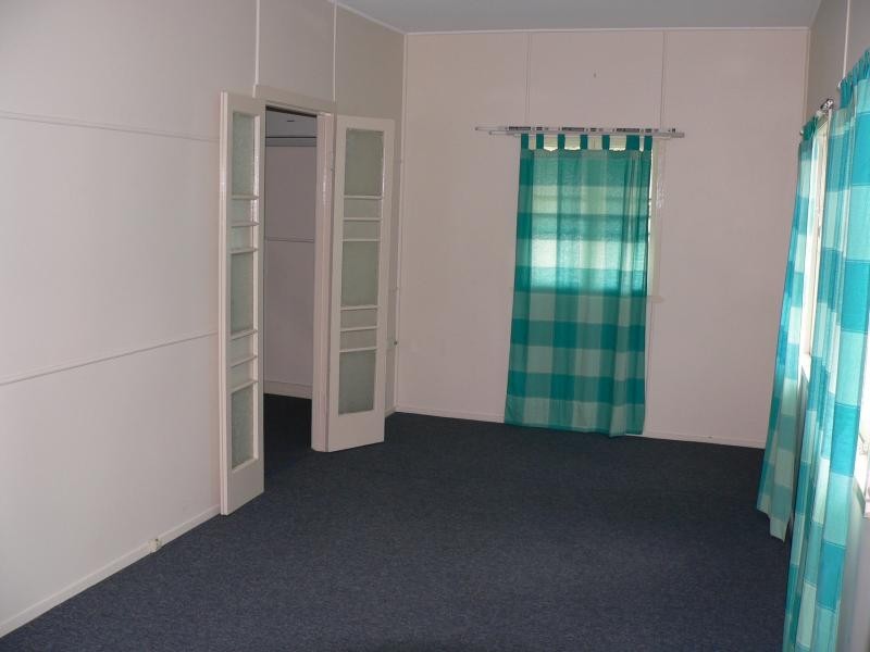 2 Yates Street, Rosewood QLD 4340