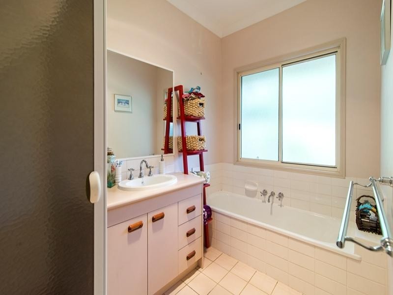 182 Eder Brothers Rd, Coleyville QLD 4307