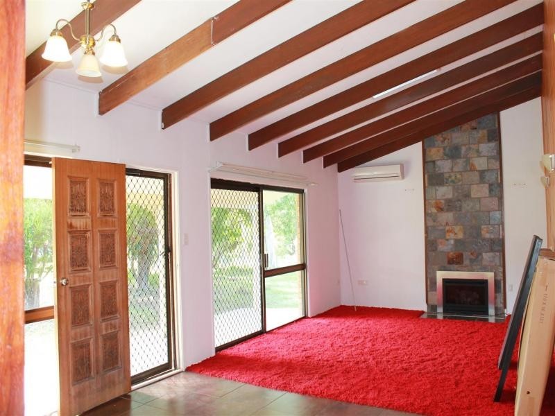 16 R Faulkners Rd, Thagoona QLD 4306