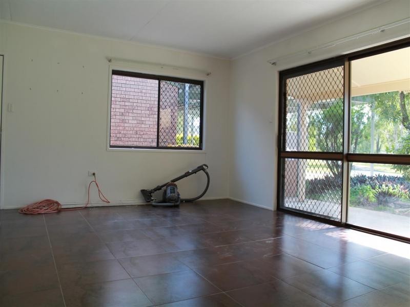 16 R Faulkners Rd, Thagoona QLD 4306