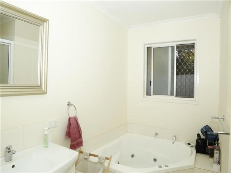 40 Somerfield Street, Redbank Plains QLD 4301