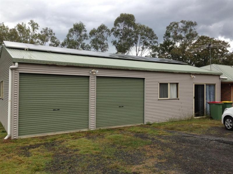 28 Taylors Rd, Walloon QLD 4306