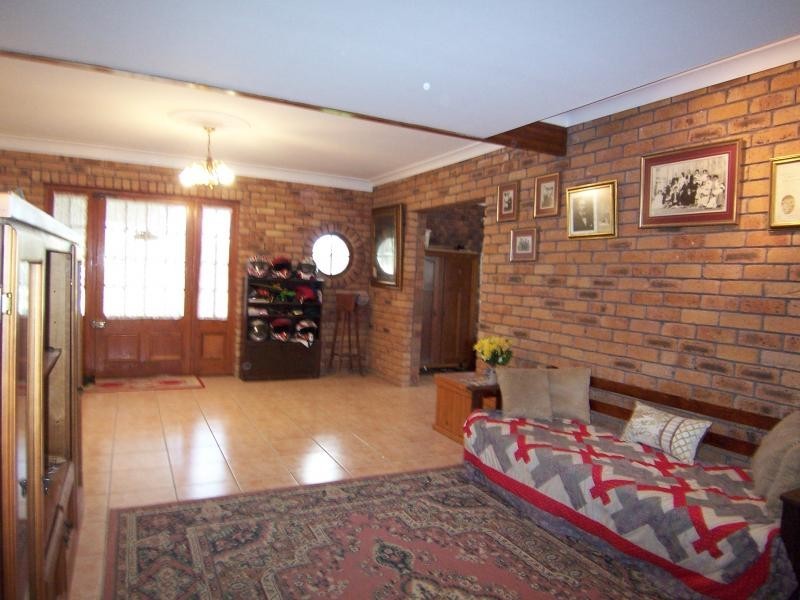 10 Seidels Road, Walloon QLD 4306