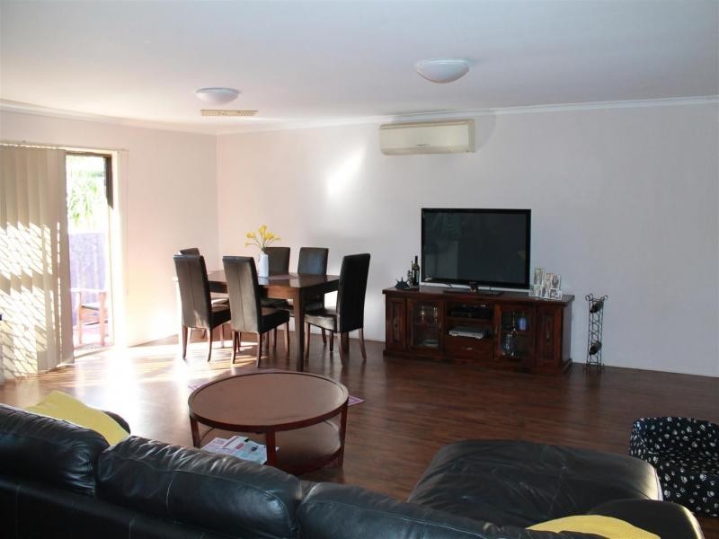 22 Bremer St, Churchill QLD 4305