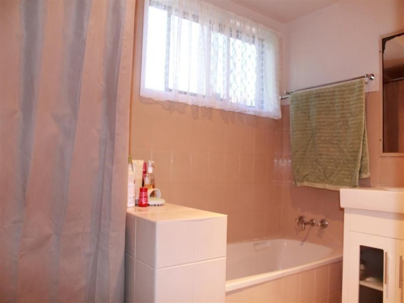 22 Bremer St, Churchill QLD 4305