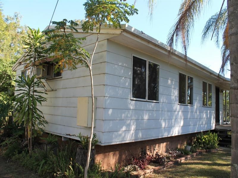 6 Calvin St, Walloon QLD 4306