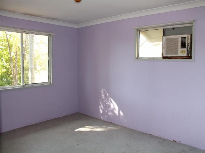 6 Calvin St, Walloon QLD 4306