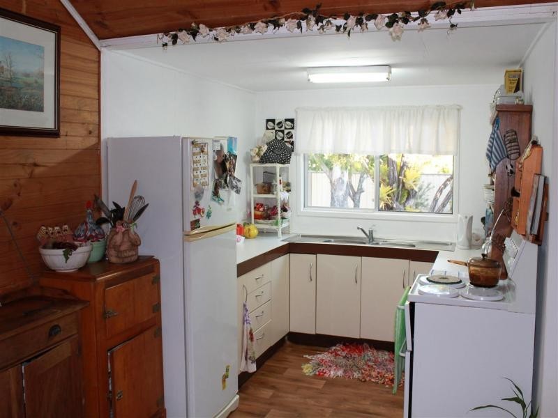 18 Nielsen Rd, Rosewood QLD 4340