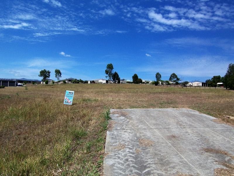 lot 109 Warren Court, Willowbank QLD 4306