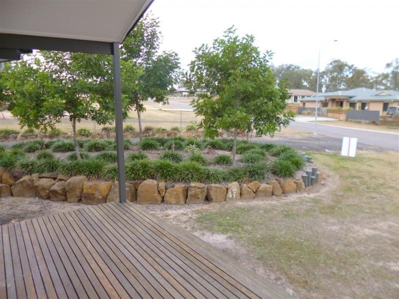49 Glencoe Place, Thagoona QLD 4306