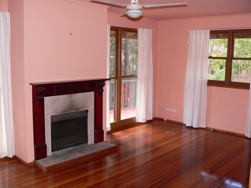 141 Adelong Avenue, Thagoona QLD 4306