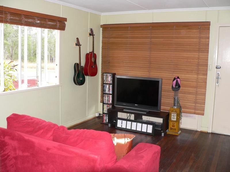 4 Haggartys Ave, Karrabin QLD 4306